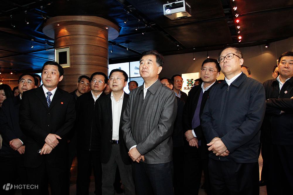 11、2012年4月9日 现任天下政协主席汪洋率团考察立即博科技.jpg